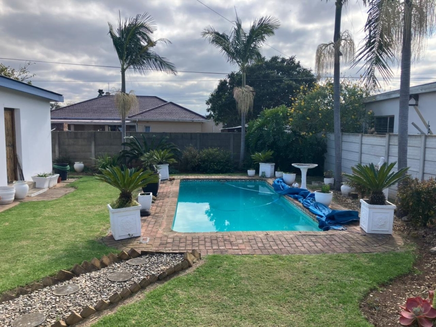 3 Bedroom Property for Sale in Bothasrus Eastern Cape